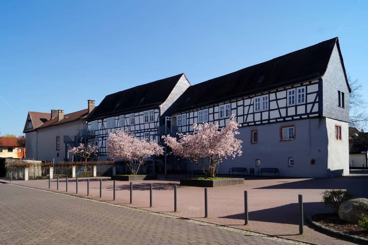 Erlensee: Schlösschen Rückingen (ehem. Herrenhof), Wahrzeichen aus KB §6
