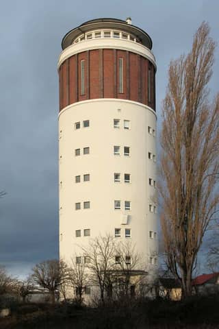 Groß-Gerau: Wasserturm (Wahrzeichen), Ansicht von Süden Groß-Gerau: Wasserturm (Wahrzeichen), Ansicht von Süden