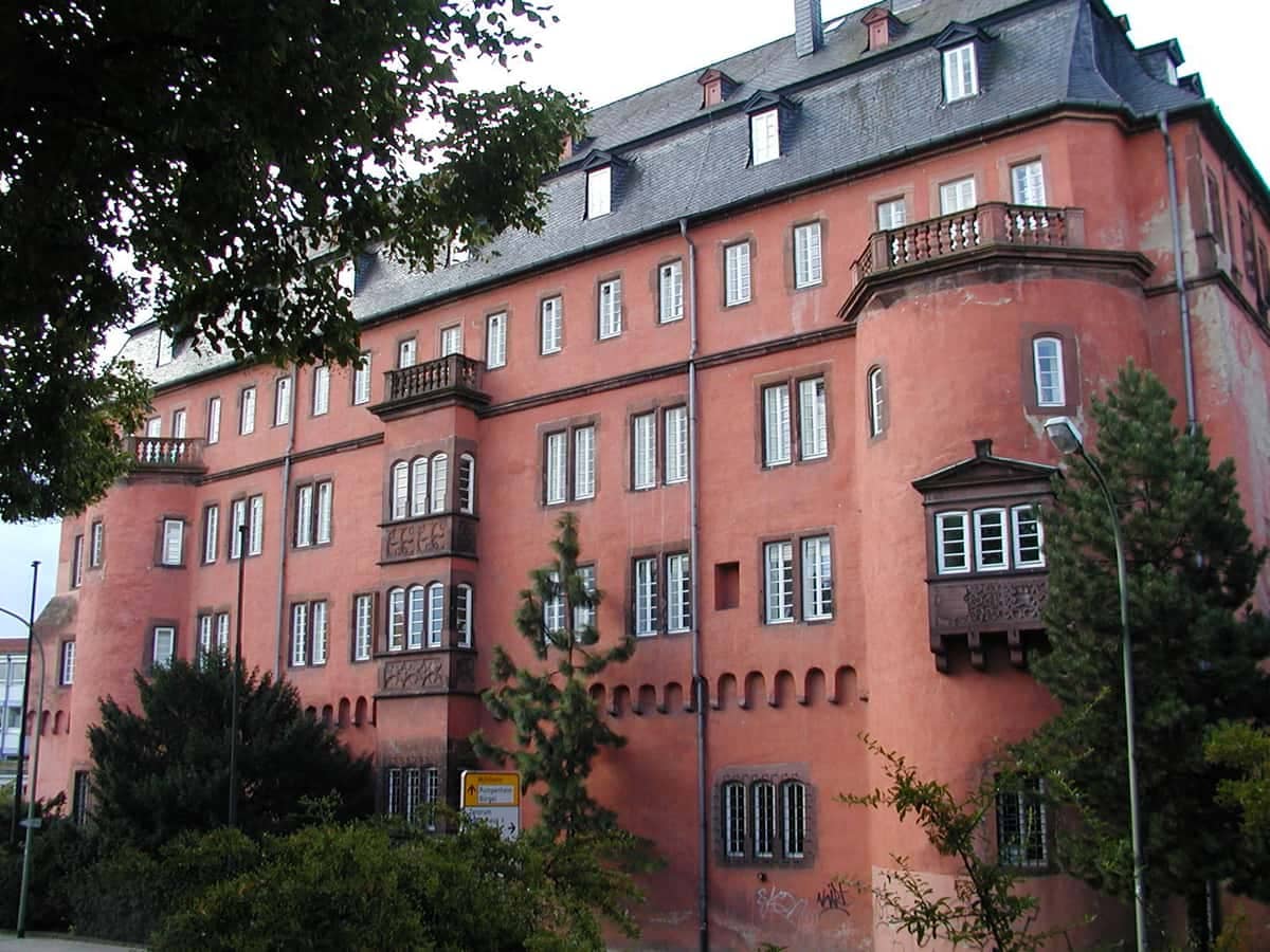 Offenbach: Isenburger Schloss, Nordseite vom Main aus