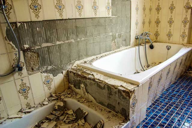 Altbau-Sanierung mit Schadstoff-Vorerkundung Altbau-Sanierung mit Schadstoff-Vorerkundung